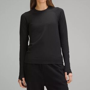 Lululemon 'Rest Less' pullover, size 6